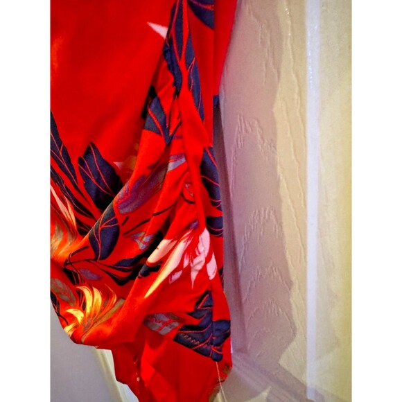 NWT ATHLETA Swimsuit Sz L One Piece Red Leaf Print Floral Paradaiso Ocean Pool - Picture 8 of 14